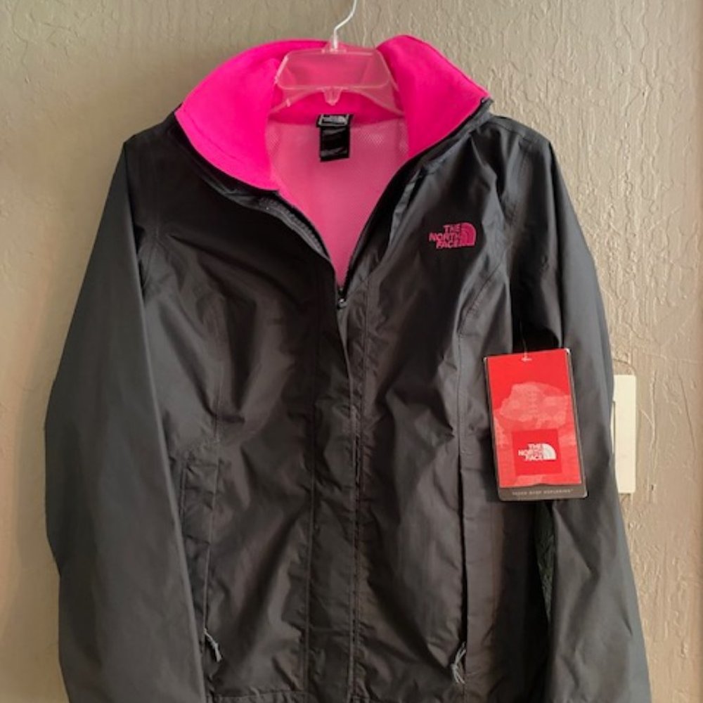 North Face Womens Resolve Jacket XS New